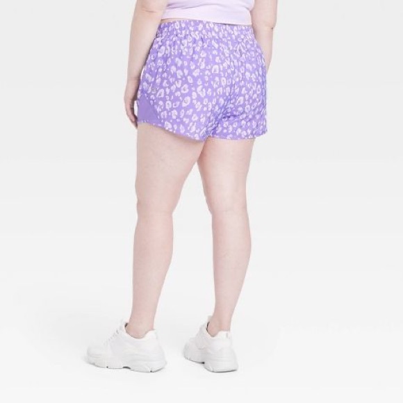 All In Motion Midrise Run Purple Cheetah Print Shorts Size L - Picture 7 of 8